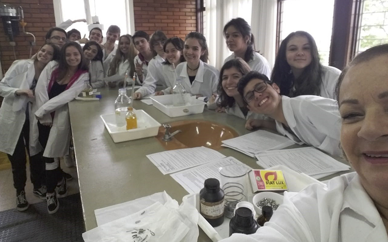 2019_04_30 - Laboratório química Ensino Médio_0002_IMG_4624